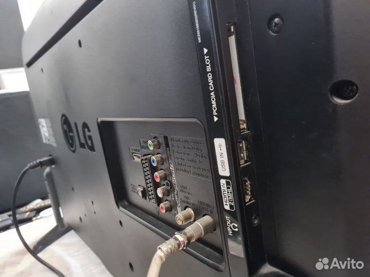 Телевизор LG 32lb563