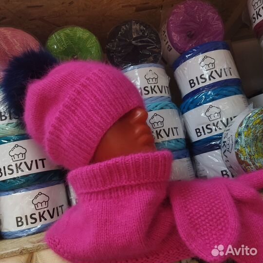 Шапка и снуд и варежки