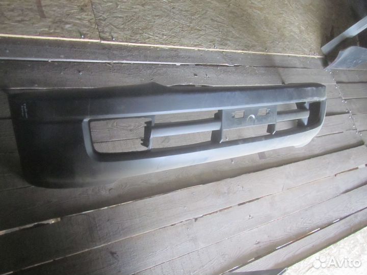 Бампер передний toyota land cruiser prado 90