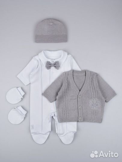 Комплект для мальчика новорожденного на выписку