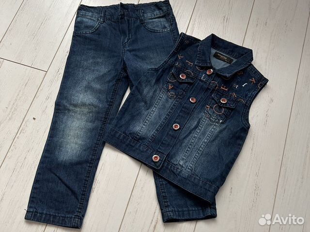 Джинсовый костюм на мальчика (размер 104 см)