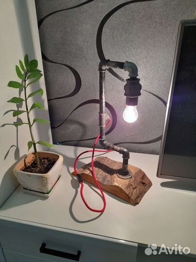 Настольная лампа в стиле лофт