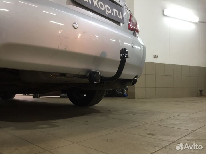 Фаркоп Лидер Плюс для Toyota Camry (седан) 2006-20