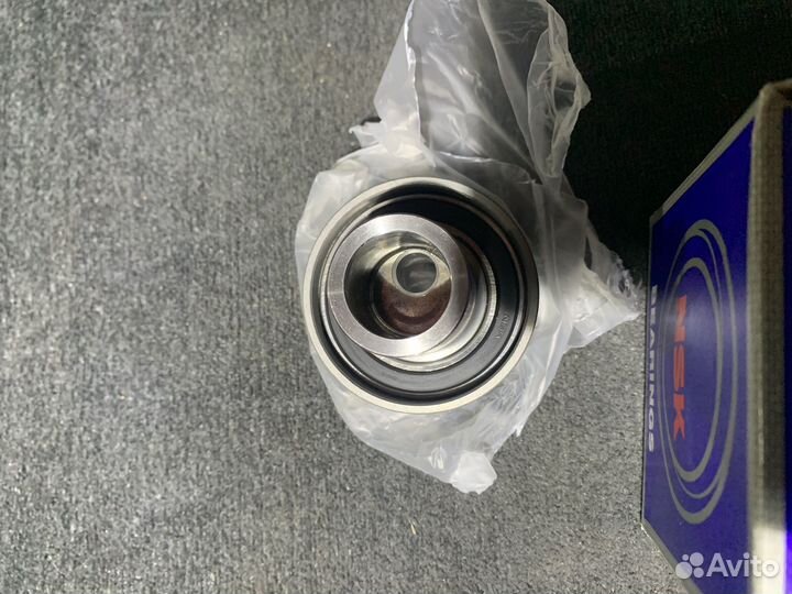 Натяжной Ролик nsk 60TB0732A nissan