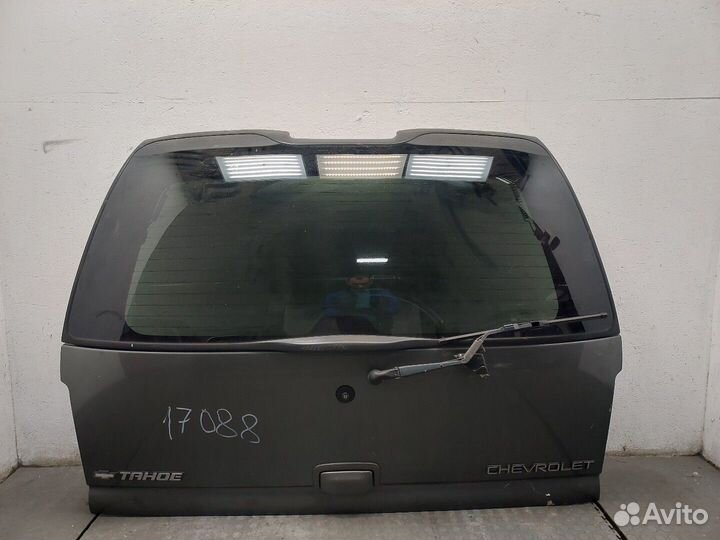 Крышка багажника Chevrolet Tahoe, 2002