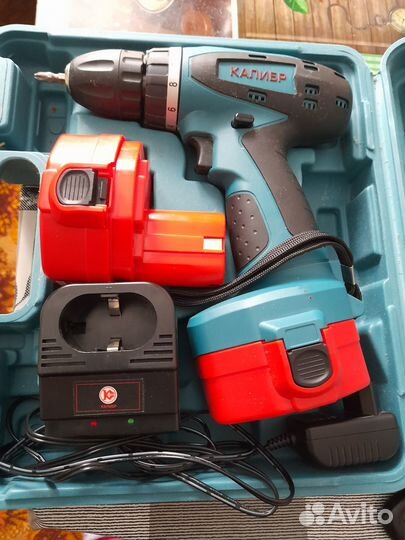 Продается шуруповерт Калибр