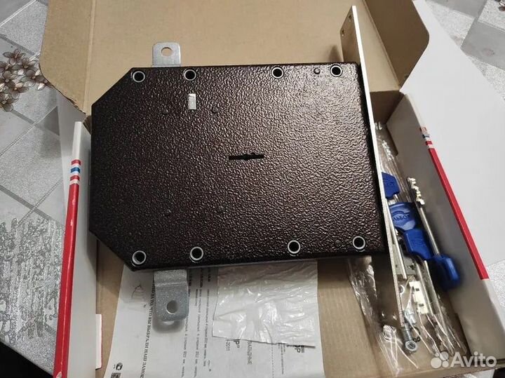 Новый замок Эльбор «Сапфир» 1.09.56 ма