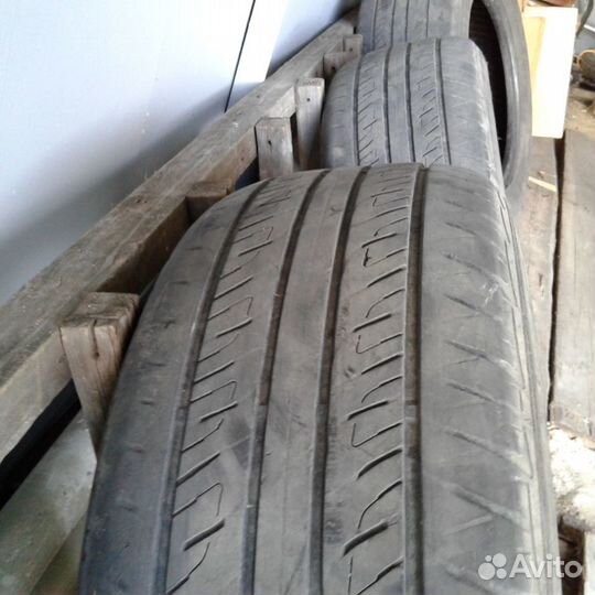 Dunlop Grandtrek AT2 255/60 R18