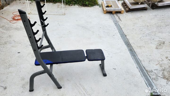 Скамья для жима со стойками