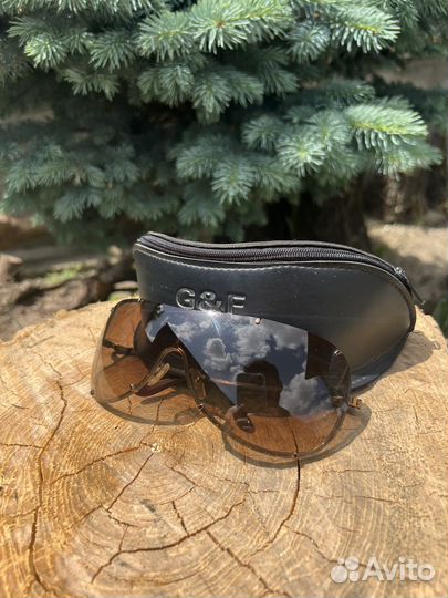 Солнечные очки женские