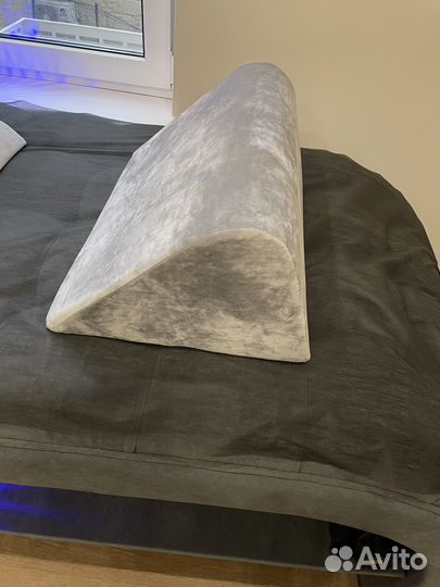 Кушетка для наращивания ресниц