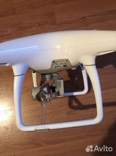 Квадрокоптер dji phantom 4