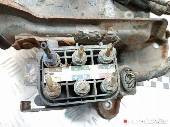 Компрессор пневмоподвески Mercedes-Benz CLS-Класс