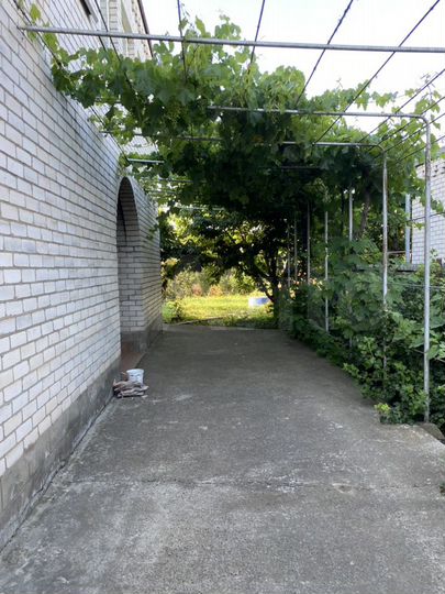 Дом 240 м² на участке 6 сот.