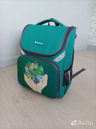 Школьный рюкзак с ортопедической спинкой (новый)