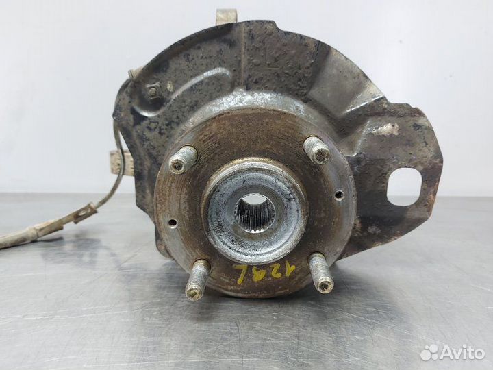 Кулак поворотный(ступица) левый Hyundai Elantra XD