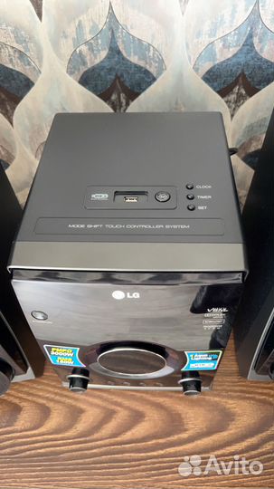 Музыкальный центр