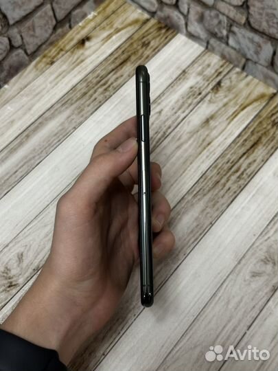 iPhone 11 Pro Max, 64 ГБ