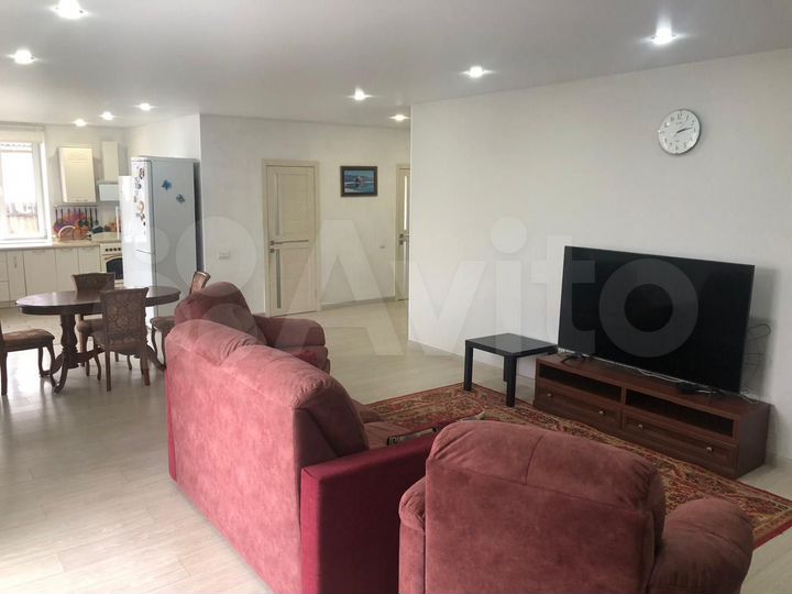 Дом 127,7 м² на участке 10,3 сот.