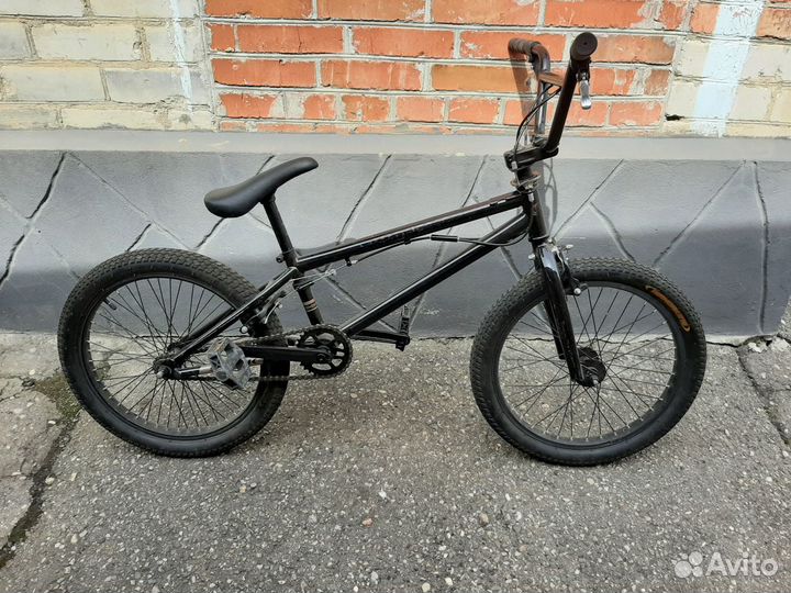 Продам велосипед Stark Madness BMX 3