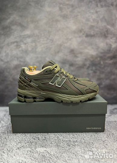 Кроссовки New Balance 1906