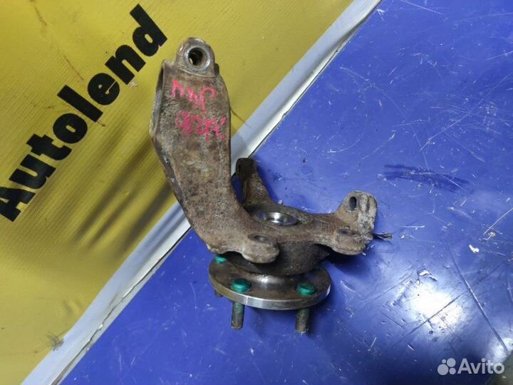 Кулак поворотный передний правый Ford Focus седан