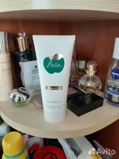 Лосьон для тела парфюмированный Nina Ricci Bella