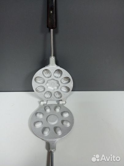 Вафельница орешница СССР