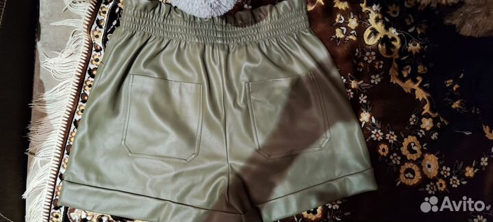 Шорты женские