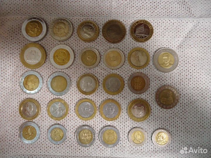 Коллекция монет из биметалла, разные 28 шт