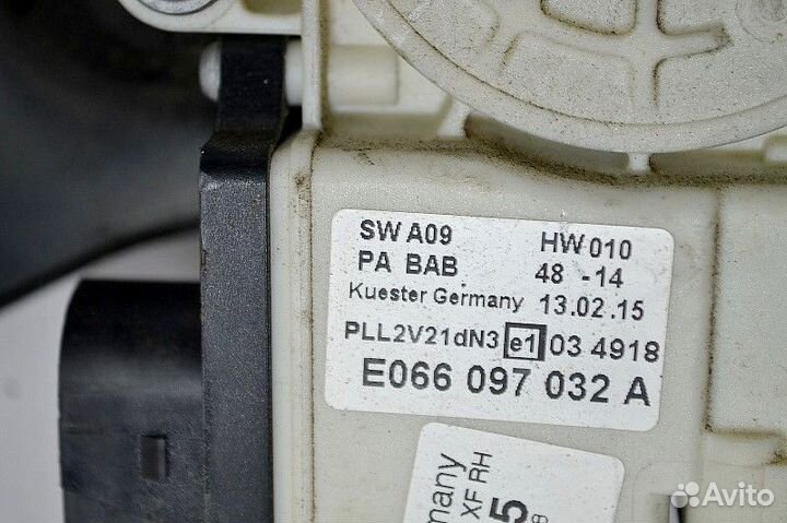 Стеклоподъёмник комплектный, правый DAF XF106 (01