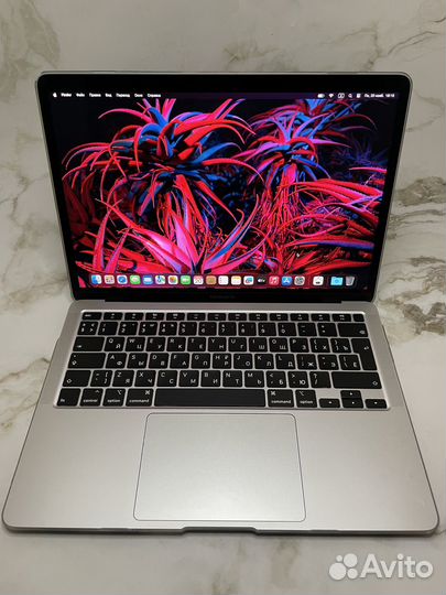Apple MacBook air 2020 i3