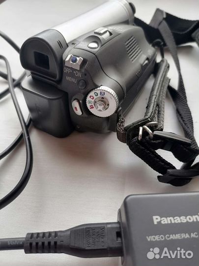 Видеокамера Panasonic NV-GS47