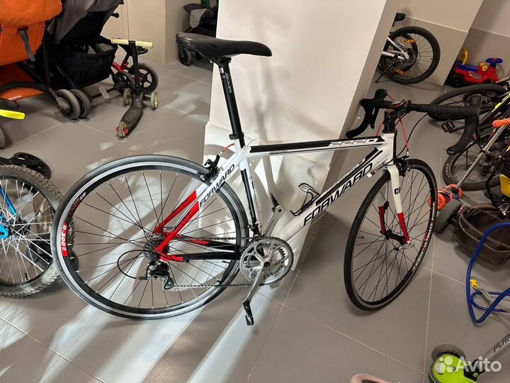 Велосипед шоссейный Forward