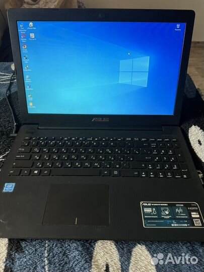 Ноутбук asus