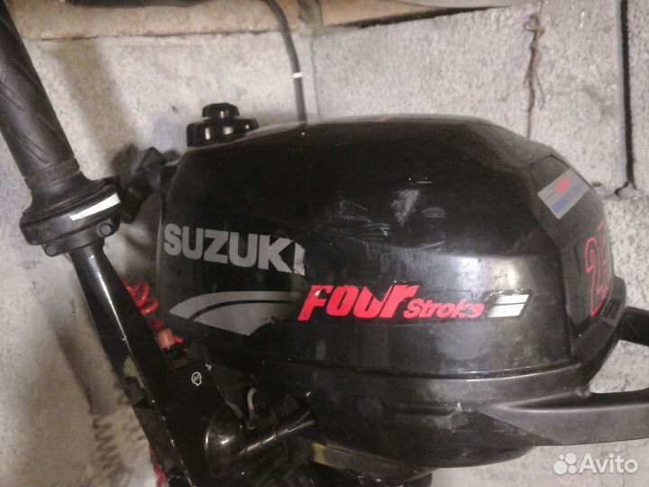 Suzuki 2,5