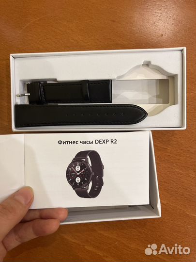 Фитнес часы dexp R2