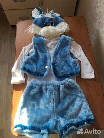 Костюмчик для нового года зайчик