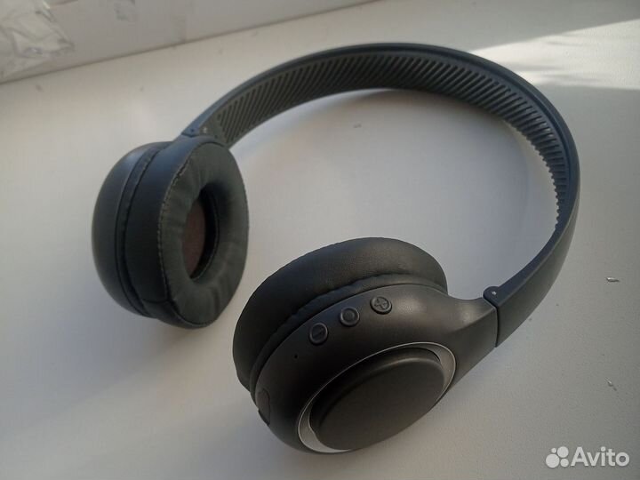 Беспроводные наушники