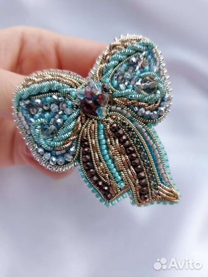 Брошь ручной работы