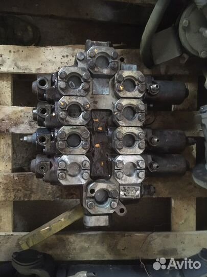 Гидрораспределитель гг 420Б экскаватора эо 3323