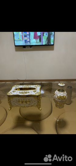 Салфетница и яйцо для зубочисток