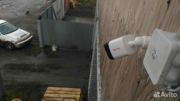 Видеонаблюдение. Гибридная HD камера на 1 Mpx