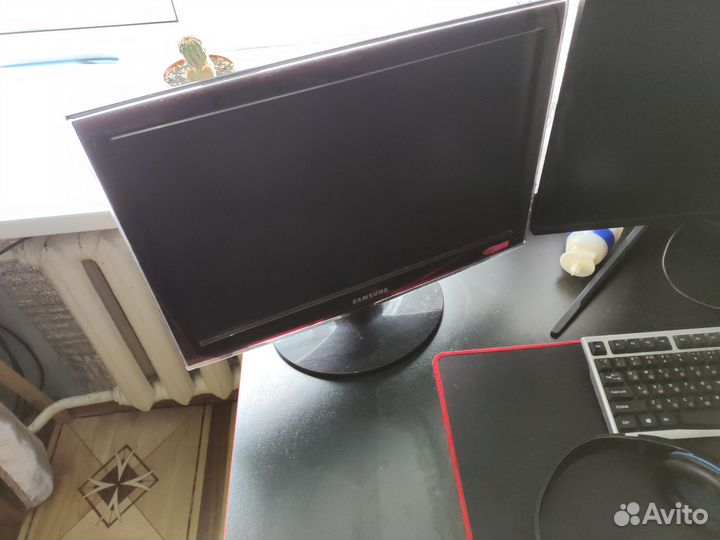 Монитор Samsung t200