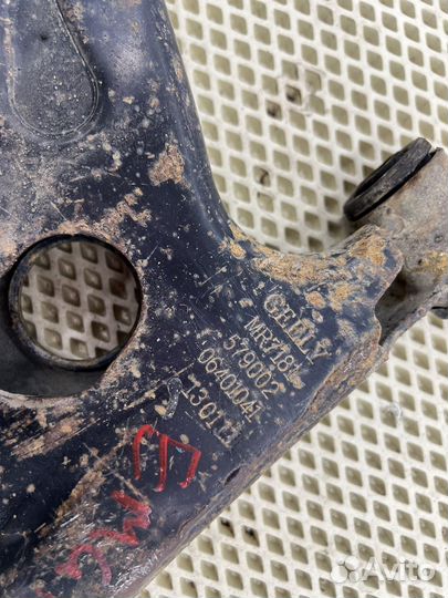 Рычаг передний правый и левый Geely Emgrand Ec7