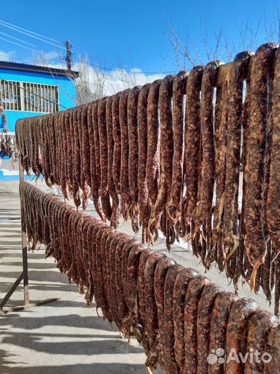 Горное сушенное мясо и колбаса