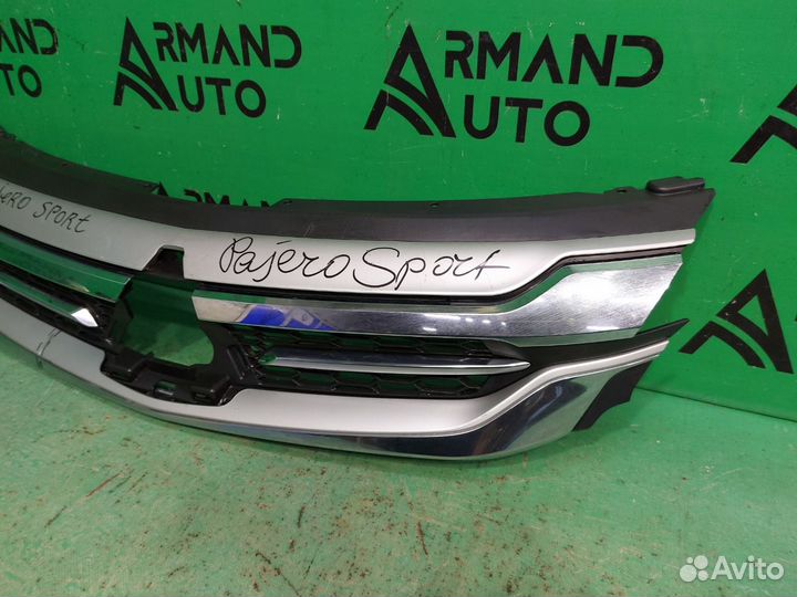 Решетка радиатора Mitsubishi Pajero Sport 3