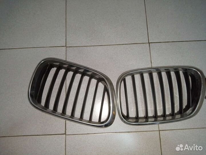 Решëтка радиатора BMW x5 14