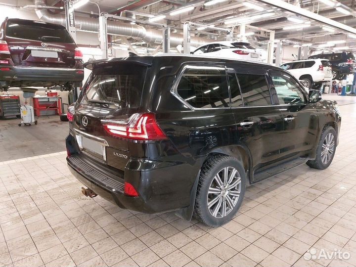 Lexus LX 5.7 AT, 2016, 182 777 км