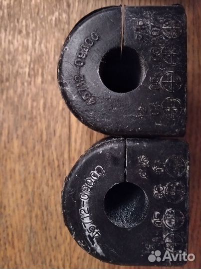 Втулки заднего стабилизатора